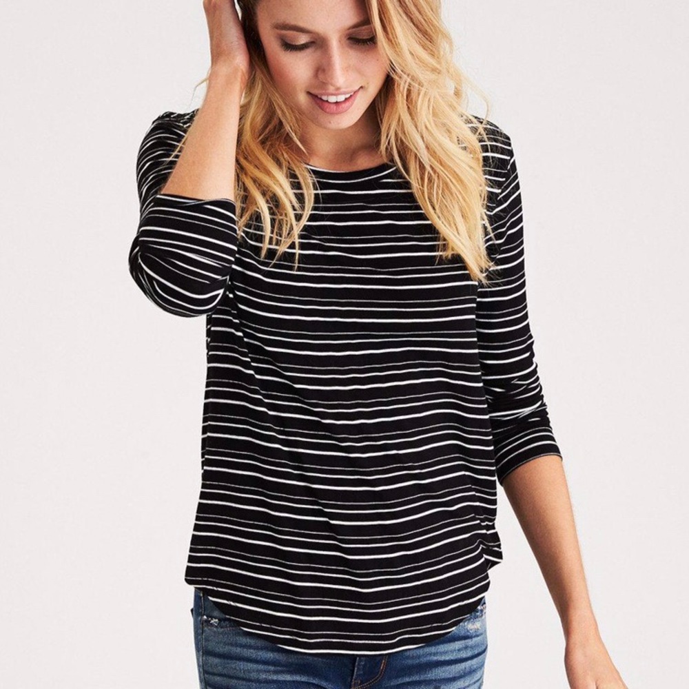 NWT AEO Soft & Sexy Black and White Striped Tee